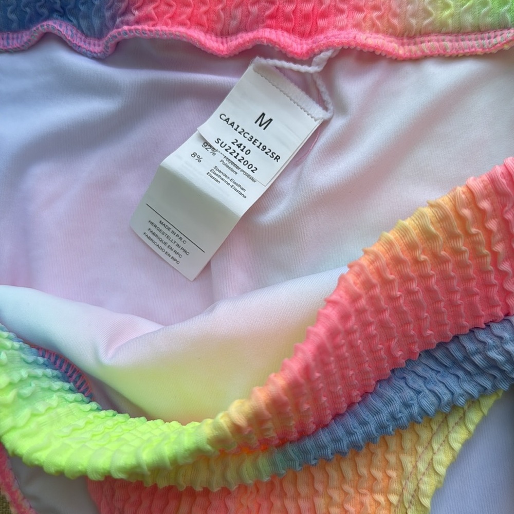 NWT! Cupshe Colorful Women’s Swim Set - Picture 2 of 7